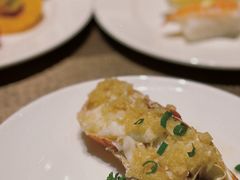 -大中华希尔顿酒店-念自助餐·嗨啤·小龙虾