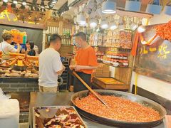 -八一路好吃街(雨田商务大厦店)