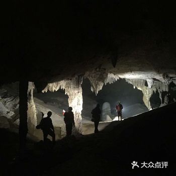 2017年的春节假期，向往好久的天坑速降终于提上行程