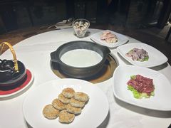 -大良毋米粥·粥底火锅(岭南天地店)