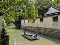-汇龙潭