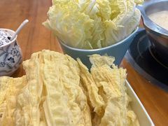 -老何家后安粉·糟粕醋海鲜火锅(三亚湾椰梦长廊店)