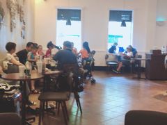 大堂-星巴克臻选(广州沙面店)