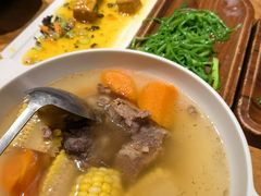 -隔壁老王·家常云南菜(花巷店)