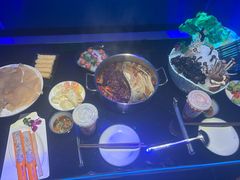 -唯爱KTV聚会餐厅(仙林东城汇店)