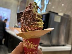 抹茶草莓双色冰激凌-GODIVA(美罗城店)