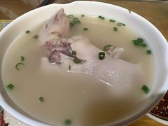 -易老妈蹄花.创于1935(总店)