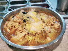 -渝是乎酸菜鱼·川渝小炒(新世界百货望京店)