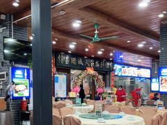 大堂-鹏城人家海鲜酒家·23年老字号(较场尾店)