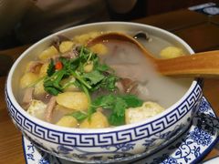 金陵老鸭粉丝汤-满园烤鸭·春饼(太原街万达店)