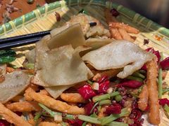 -黄泥岗·地道湖北菜(奥特莱斯店)