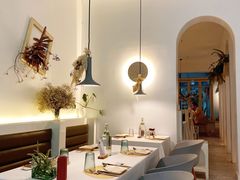 -春树下·树屋花房西餐厅(罍街AS1980店)