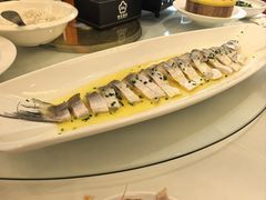 -梅花香里大酒店(郁金香路店)