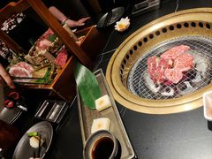 -山川小町·极番烧肉(新地假日广场店)
