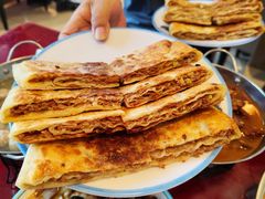 猪肉大葱千层-鸿亨泰杂鱼馆(港馨家园店)