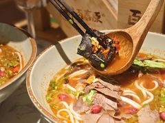 -百春原湖南牛肉粉(百联世纪店)