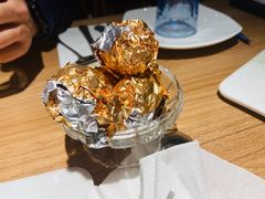 -必胜客(新中纬店)