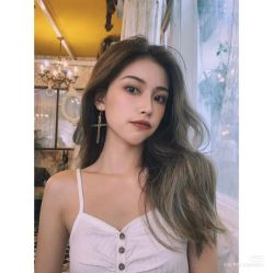 -时尚殿堂明星门店