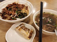 -佬钱湾仔(衣裳街店)