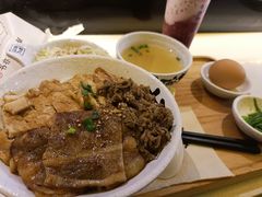-熊吞·大碗丼烧肉饭(济宁万达广场店)