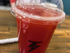 西瓜汁-歹歹的加个面过油肉拌面(贵州路店)