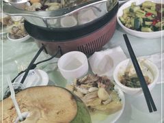 -范饭椰林川湘味海鲜·椰子鸡(三亚湾椰梦长廊店)