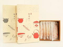袜底酥-猫的天空之城概念书店(印象城购物中心店)