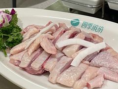 -四季缤纷椰子鸡(梅溪新天地店)