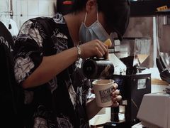 -无牌咖啡&酒馆
