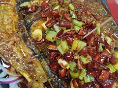 -辣尚瘾·烤鱼·新川菜(交大直营店)