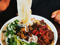特色牛肉米线-食而百(北门大桥店)