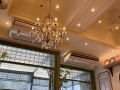 -玛格萝妮比萨屋(四平店)