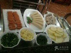 -绵阳森林雨鸭肠王火锅城(丽景花城店)