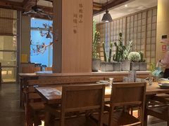 -蜜桃餐厅·伴山(湖滨商业街店)