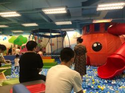 -莫莉幻想儿童乐园(武汉保利广场店)