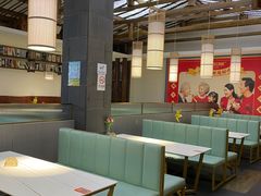 -阿瓦山寨·湘菜现炒·剁椒鱼头王(咸阳总店)