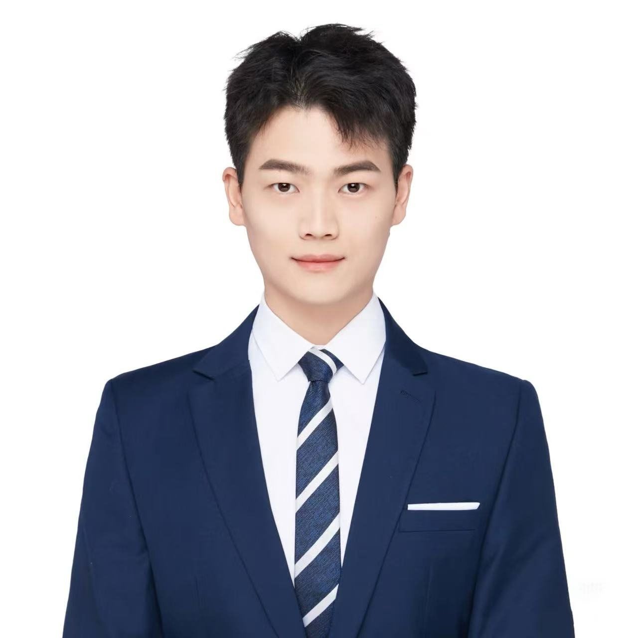 男士白底证件照出炉啦