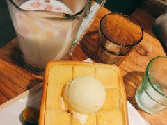 面包诱惑-馋嘴猫北京食堂·烤鸭·宵夜(亚运村店)