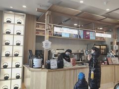 -霸王茶姬(云杉奥莱店)