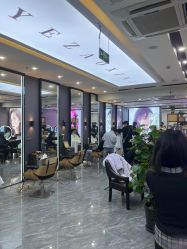 -藤野造型烫染·漂发