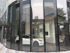 -TESLA 特斯拉(广州天环广场体验店)