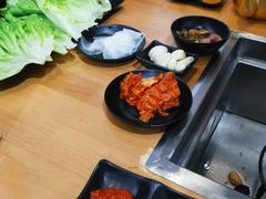 -肉甲韩国木炭烤肉(新壹街1店)
