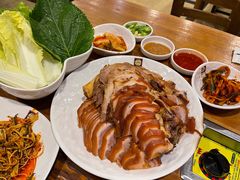 -喇喇排骨火锅·传统韩式脊骨汤(望京西园总店)