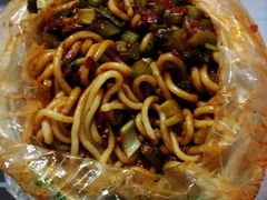 -玲玲米粉·新疆现炒米粉(大十字总店)