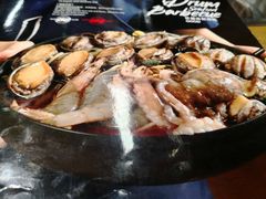 -鑫釜山海鲜烧烤(鑫丰国际店)