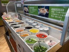 自助调料区-煲大王猪肚鸡·椰子鸡火锅(红谷滩万达店)