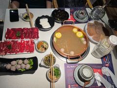 -牛村来人潮汕牛肉火锅(西单店)