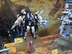 -泡泡玛特POPMART(世豪广场店)