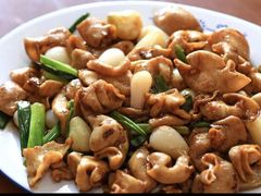藠头炒肥肠-唐伯虎新派湘菜馆(石夏时代广场店)