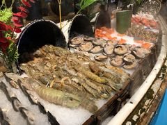 -领鲜活海鲜榴莲自助火锅(东门店)